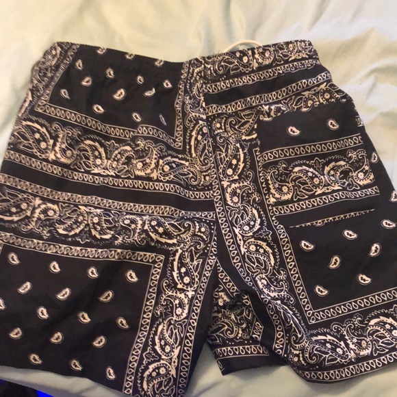 Mens 5 inch inseam shorts - Picture 2 of 2